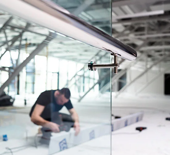 Northdale, FL highly skilled glass repair technicians