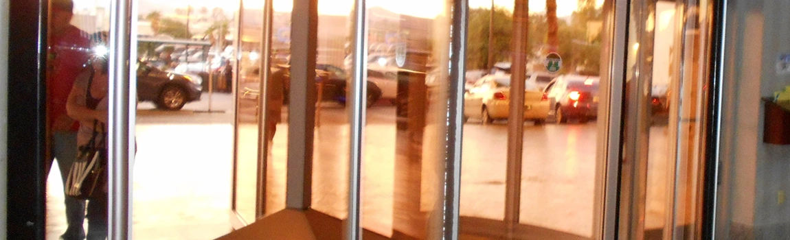 Storefront Glass Repair Cost in Northdale, FL