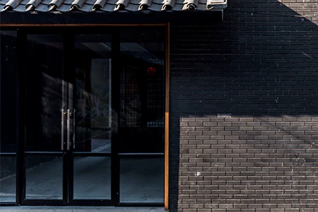 Storefront Glass Installers in Northdale, FL