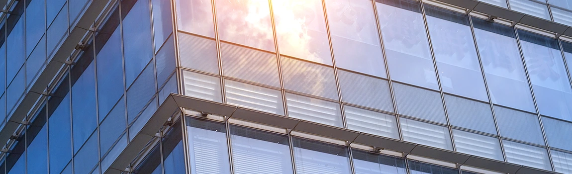 UV-Resistant Glass Experts in Northdale, FL